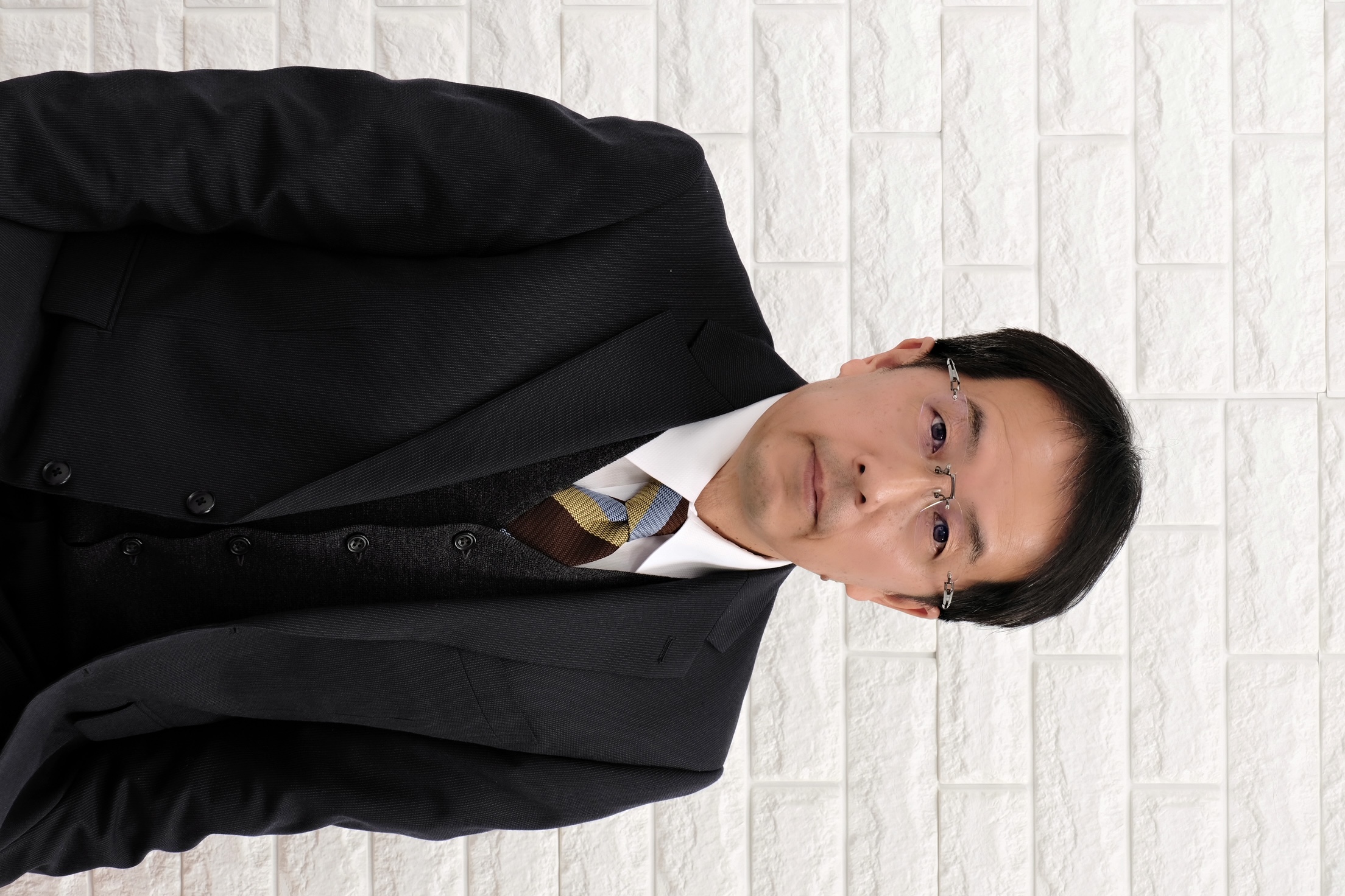 国府支援学校長顔写真