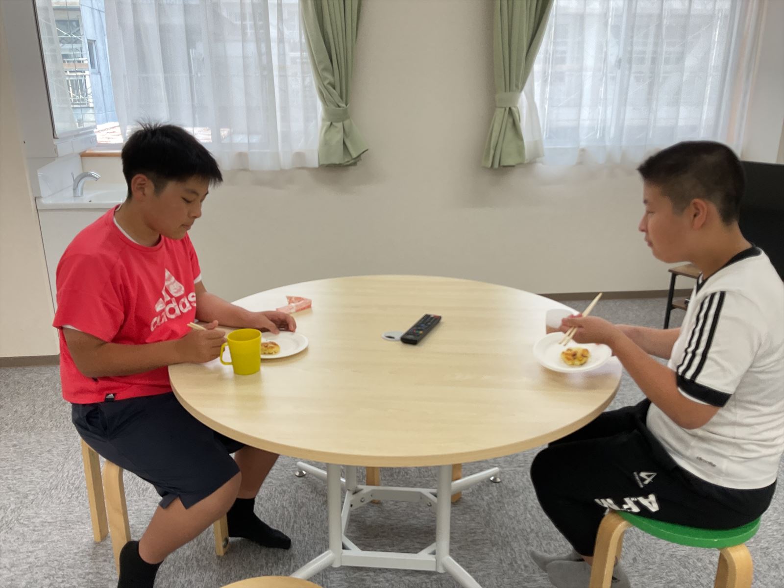 0826ミニ行事 ハッシュドポテト作り (46)